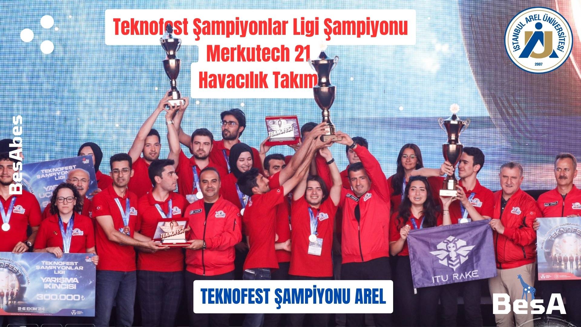 Arel Üniversitesi Teknofest Şampiyonlar Ligi 2024 birincisi MCT Sensor Merkutech 21 takımı öğrencileri ödül töreninde